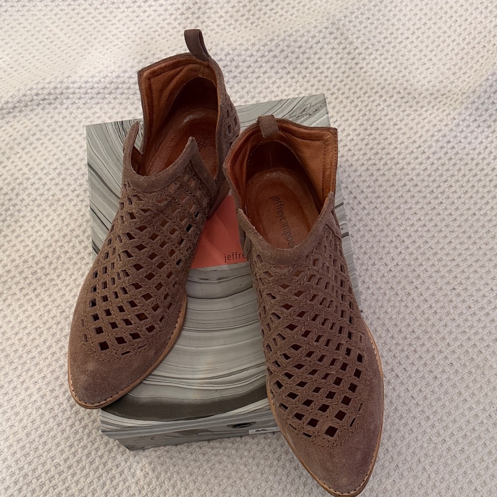 Jeffrey Campbell